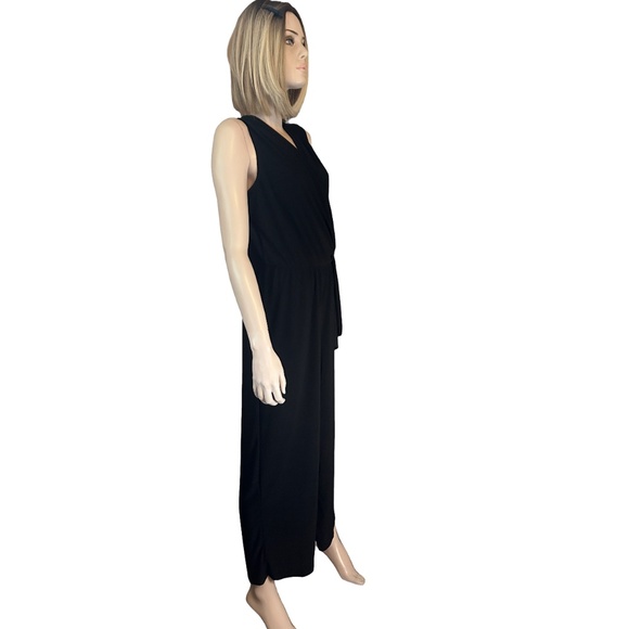 Tahari Jumpsuit Romper 1-Piece Surplice V-Neck Cross Over Front with Tie Waist - Picture 4 of 15
